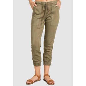 NWT - Bella Dahl Pocket Jogger Size Small